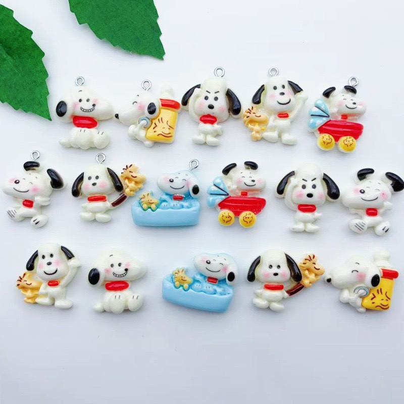Resin Art Handmade - 12 Stück Cartoon-Hunde-Anhänger aus Kunstharz, DIY-Schmuckherstellung,